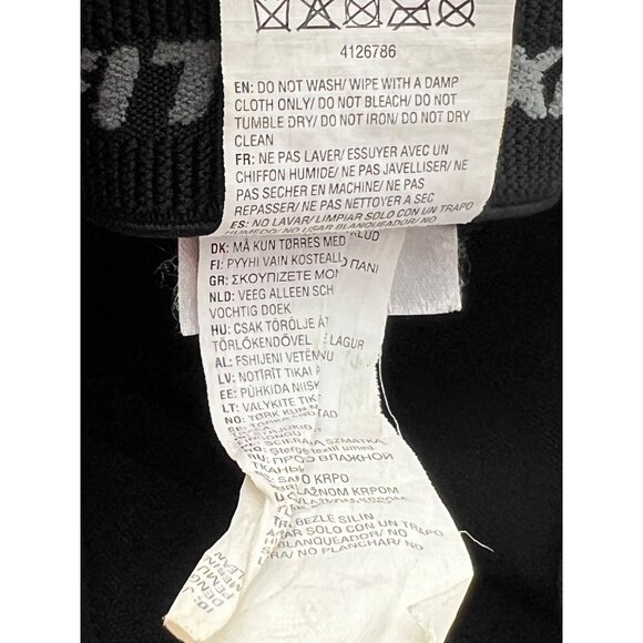 Volcom Kid Black Baseball Cap With White Embroidered Logo - Picture 13 of 15